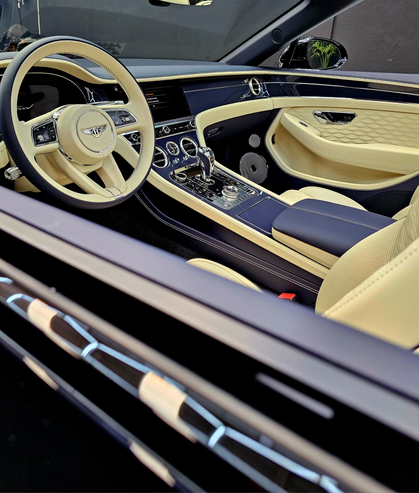 Bentley Continental GT cream leather interior